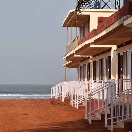 Wind And Waves Beach Resort Dapoli Exterior photo