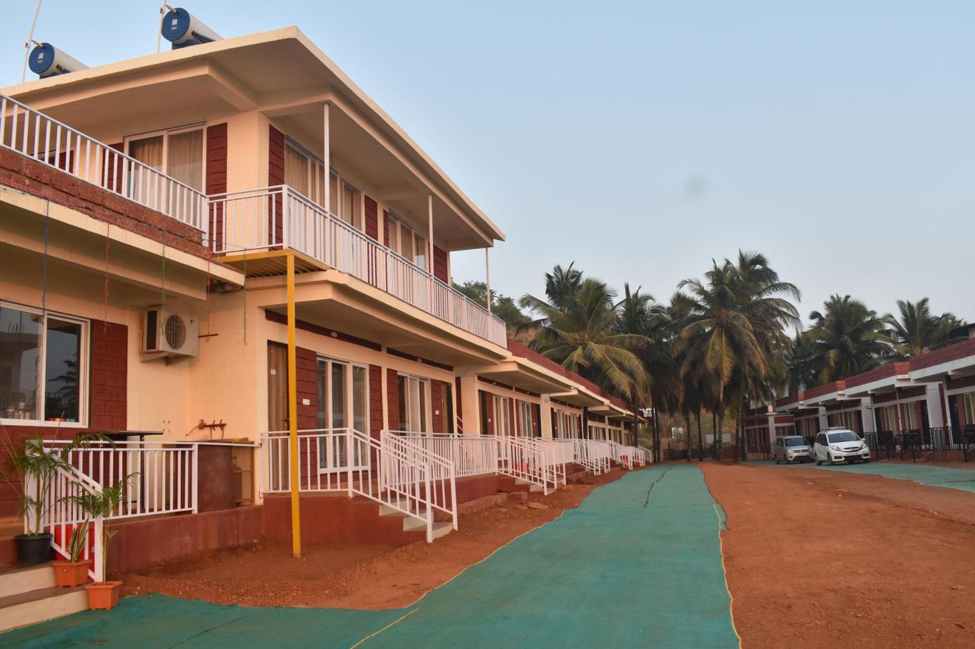 Wind And Waves Beach Resort Dapoli Exterior photo